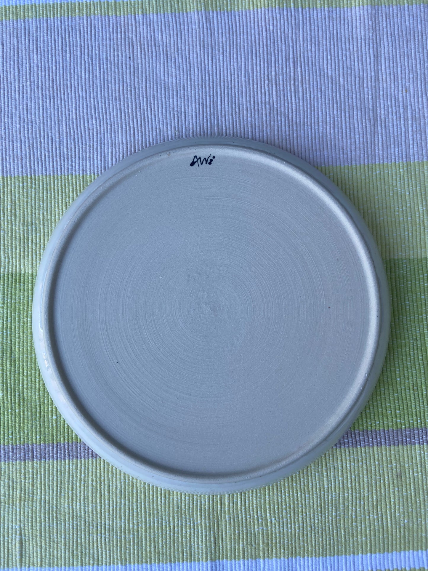 Cream with Seafoam Splash Plate